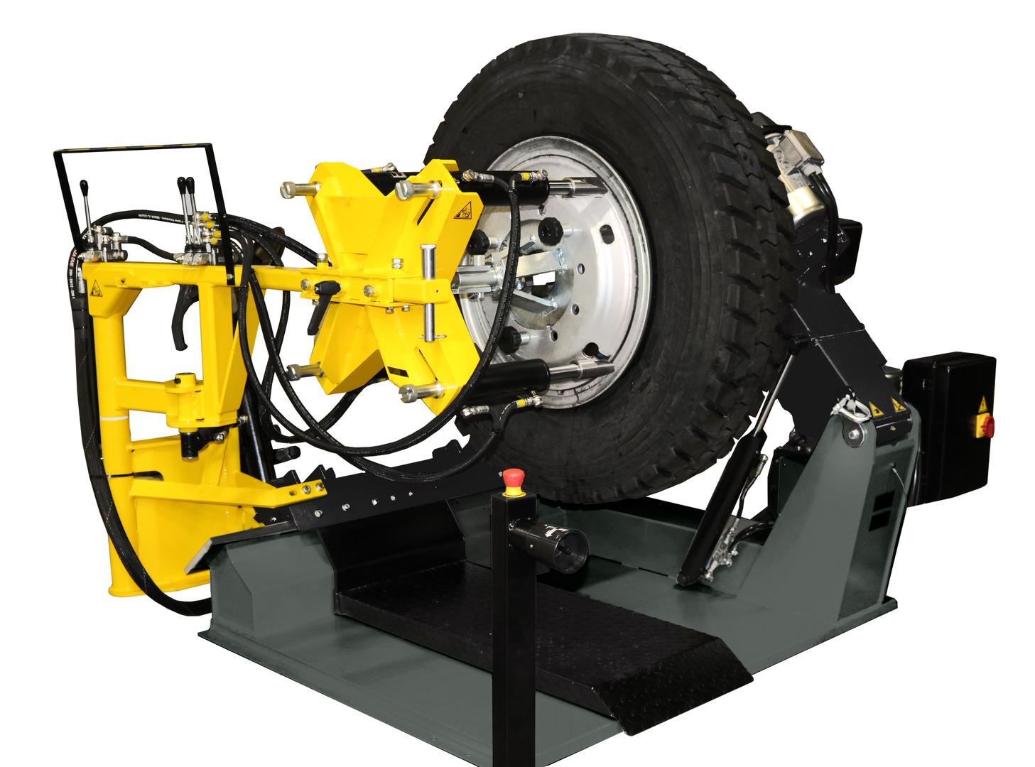 Raskaan kaluston rengaskone Giuliano S 551 XL MP6